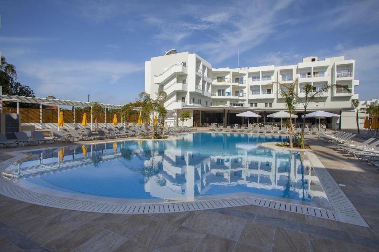 Mayfair Gardens Hotel Pafos Exterior foto